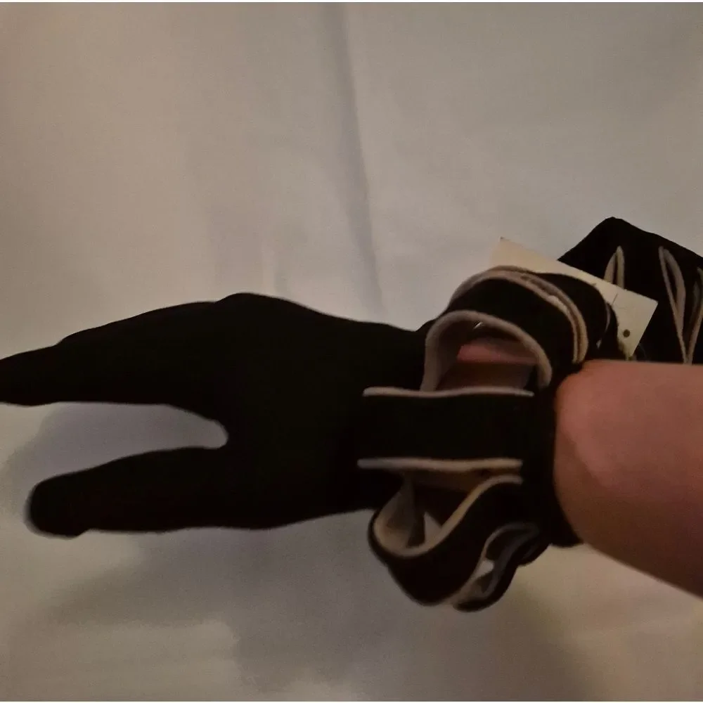 Bottega Veneta Vtg 90s Black and Tan Suede Leather Gloves